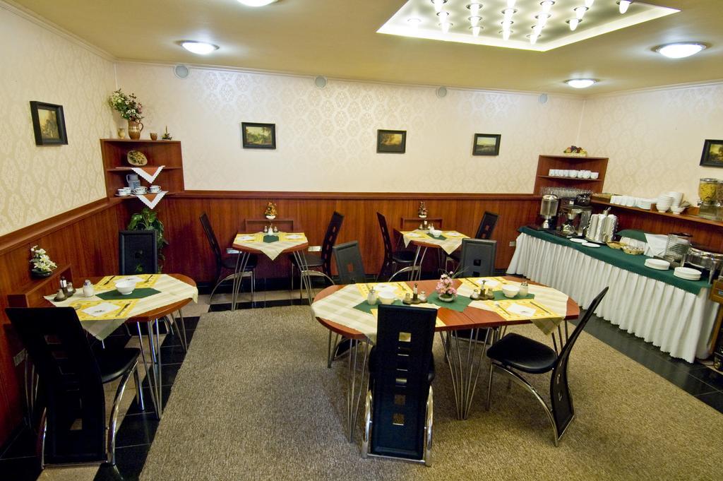 Hotel Relax U Drsu Tábor Eksteriør bilde