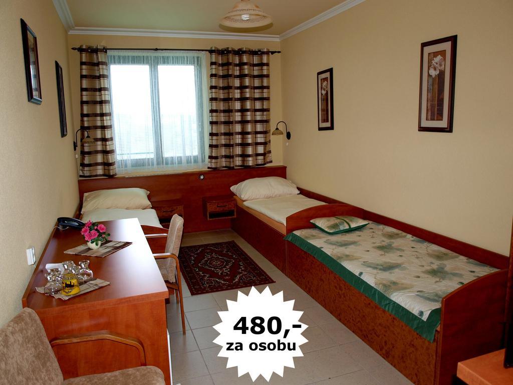 Hotel Relax U Drsu Tábor Eksteriør bilde